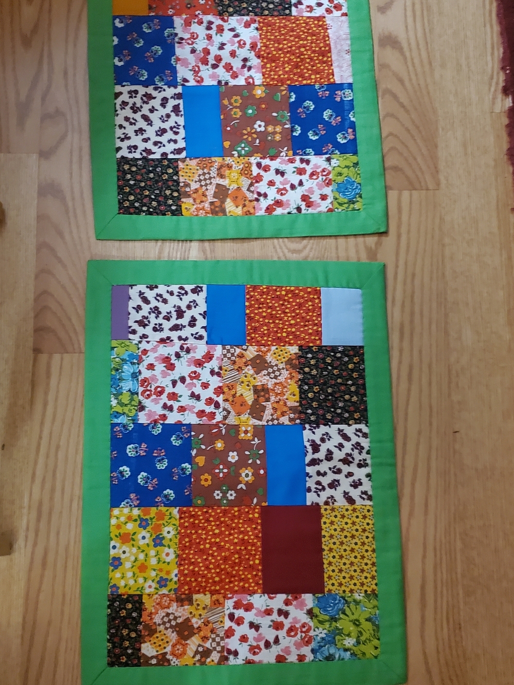 Handmade Patchwork Set Of 4 Placemats with Green Border